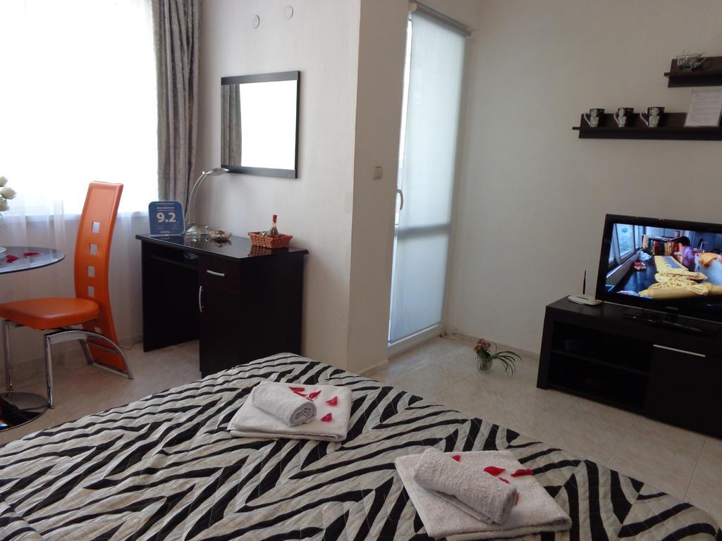 Zoya Apartment Burgas Extérieur photo